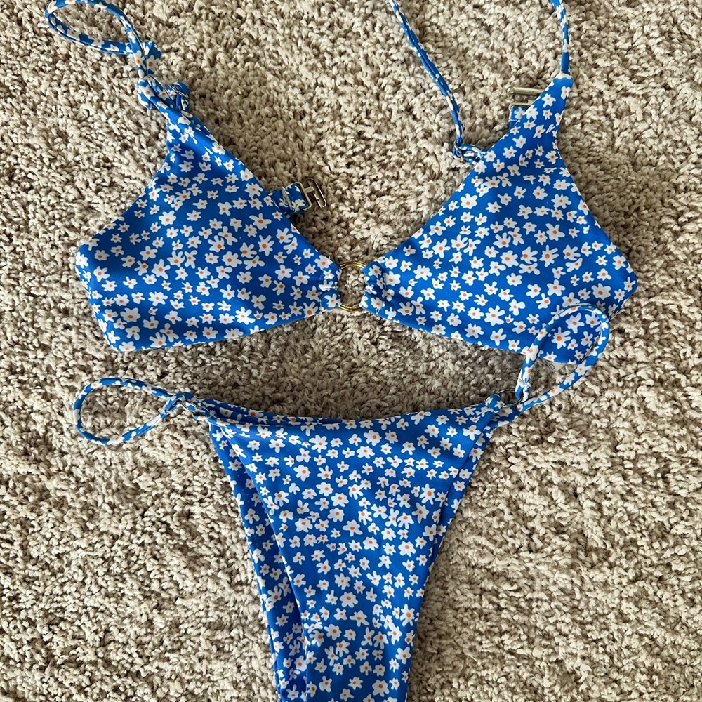 Zaful Blue Floral Bikini